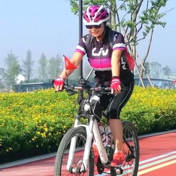 骑着单车去追梦