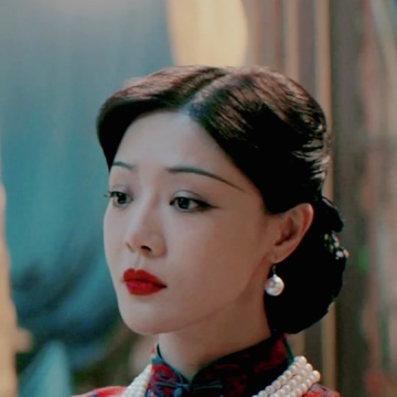 邓家佳主演电影票房破10亿