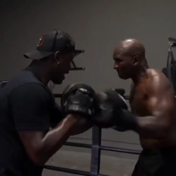 泰森vs霍利菲尔德