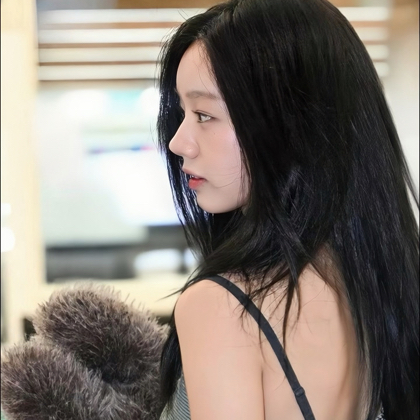 HYERI照片自取群 群聊头像
