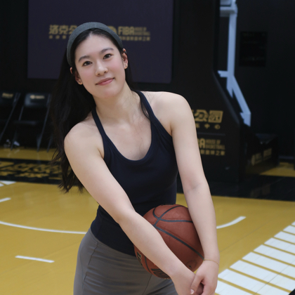 来跟小王聊天吧💬 群聊头像