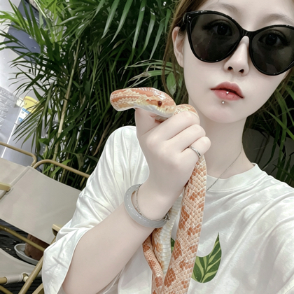 CF女玩家 群聊头像