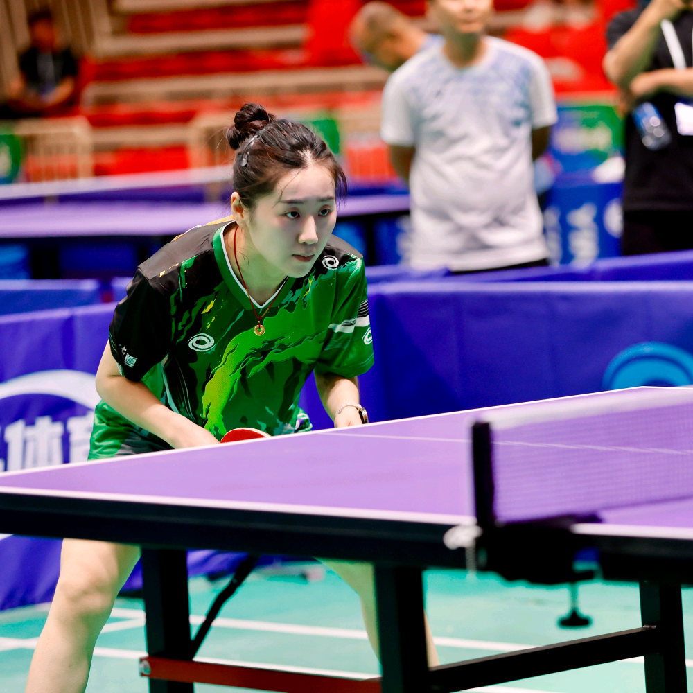 跟小艺一起打球🏓 群聊头像