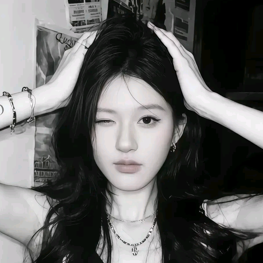 露露反黑组 群聊头像