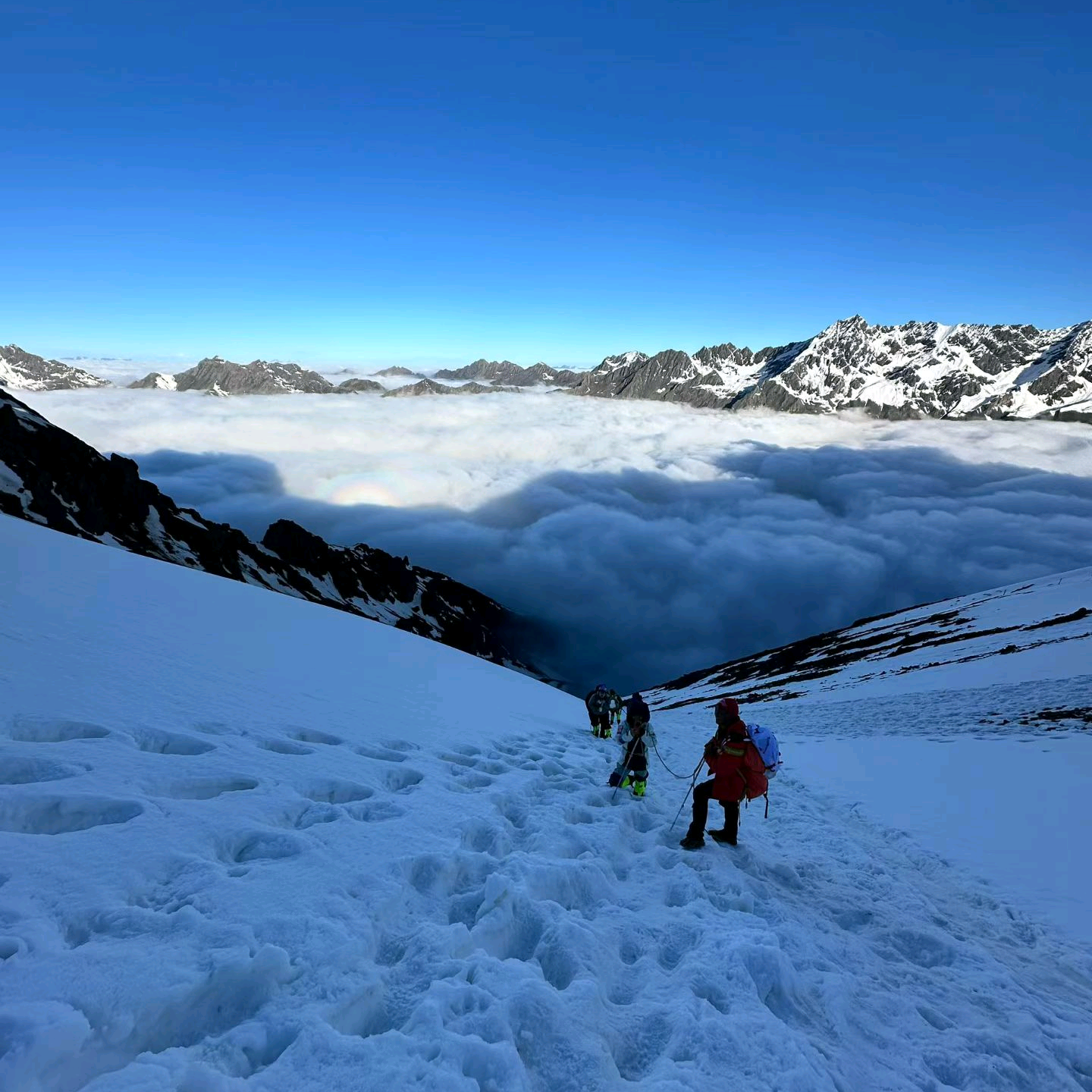 徒步雪山咨询群🏔️ 群聊头像