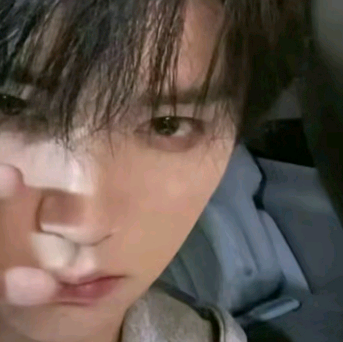 热爱周翊然(2) 群聊头像
