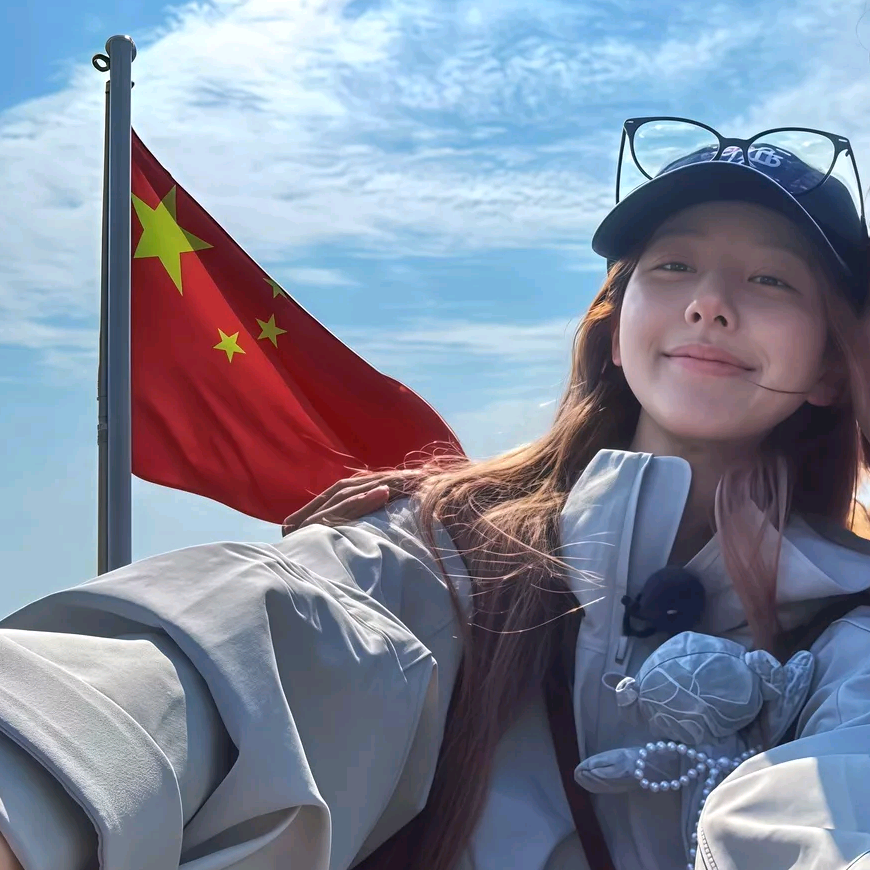 可露丽群Rosy.露思 群聊头像