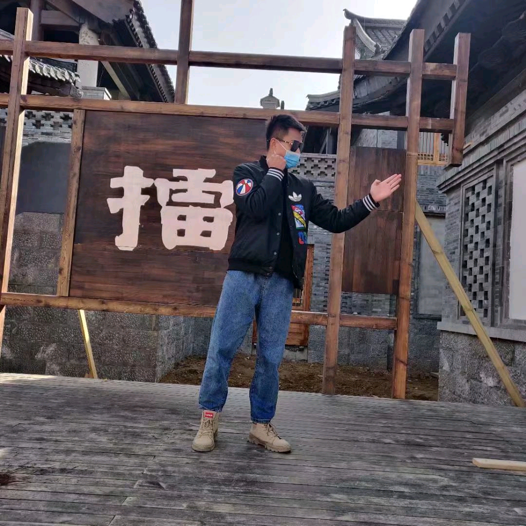 蓝天撸车俱乐部三群 群聊头像