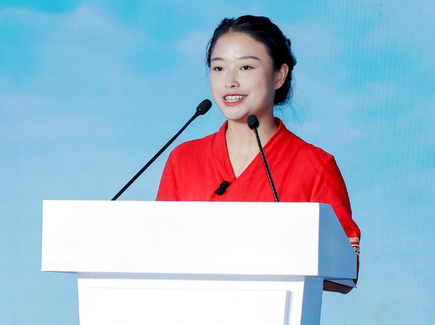 “乡村守护人”小田姑娘:我是如何用直播帮助农户月收入过万的?