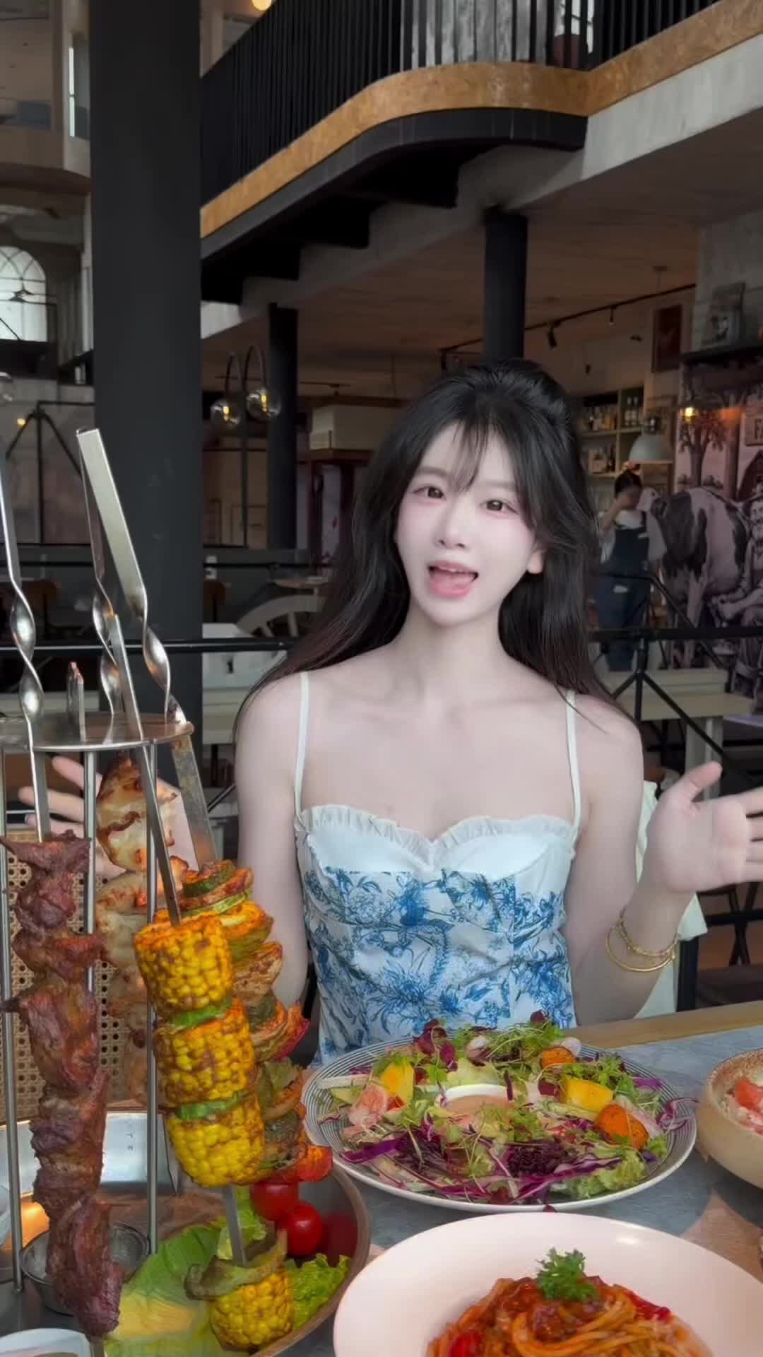 暑期大学生已开启纯吃模式